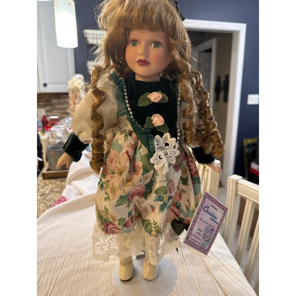 Christina‎ Verdi Porcelain Doll 1998 Special Edition Christina Collection Floral